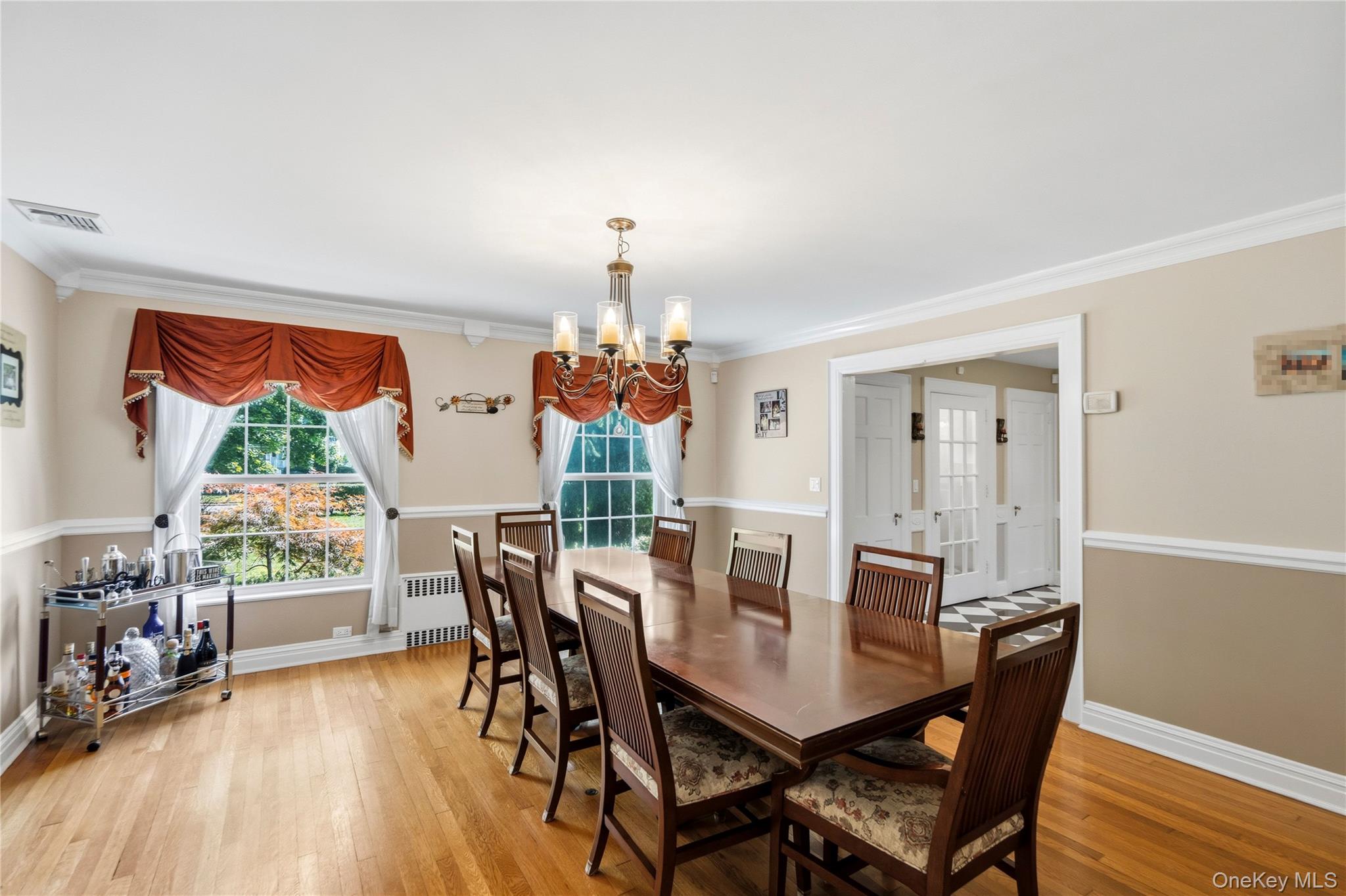 22 Nassau Boulevard – For Sale photo 9