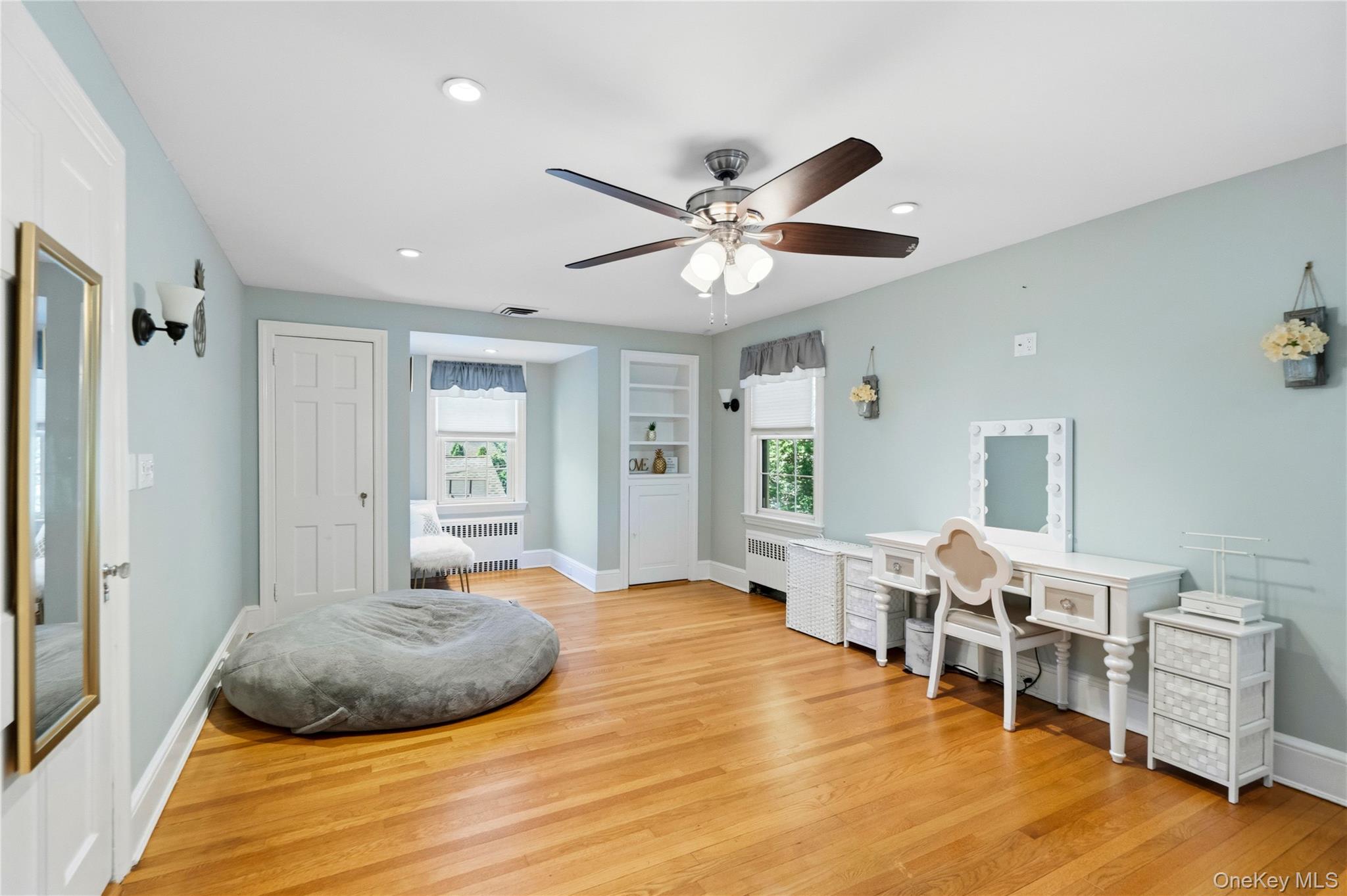 22 Nassau Boulevard – For Sale photo 34