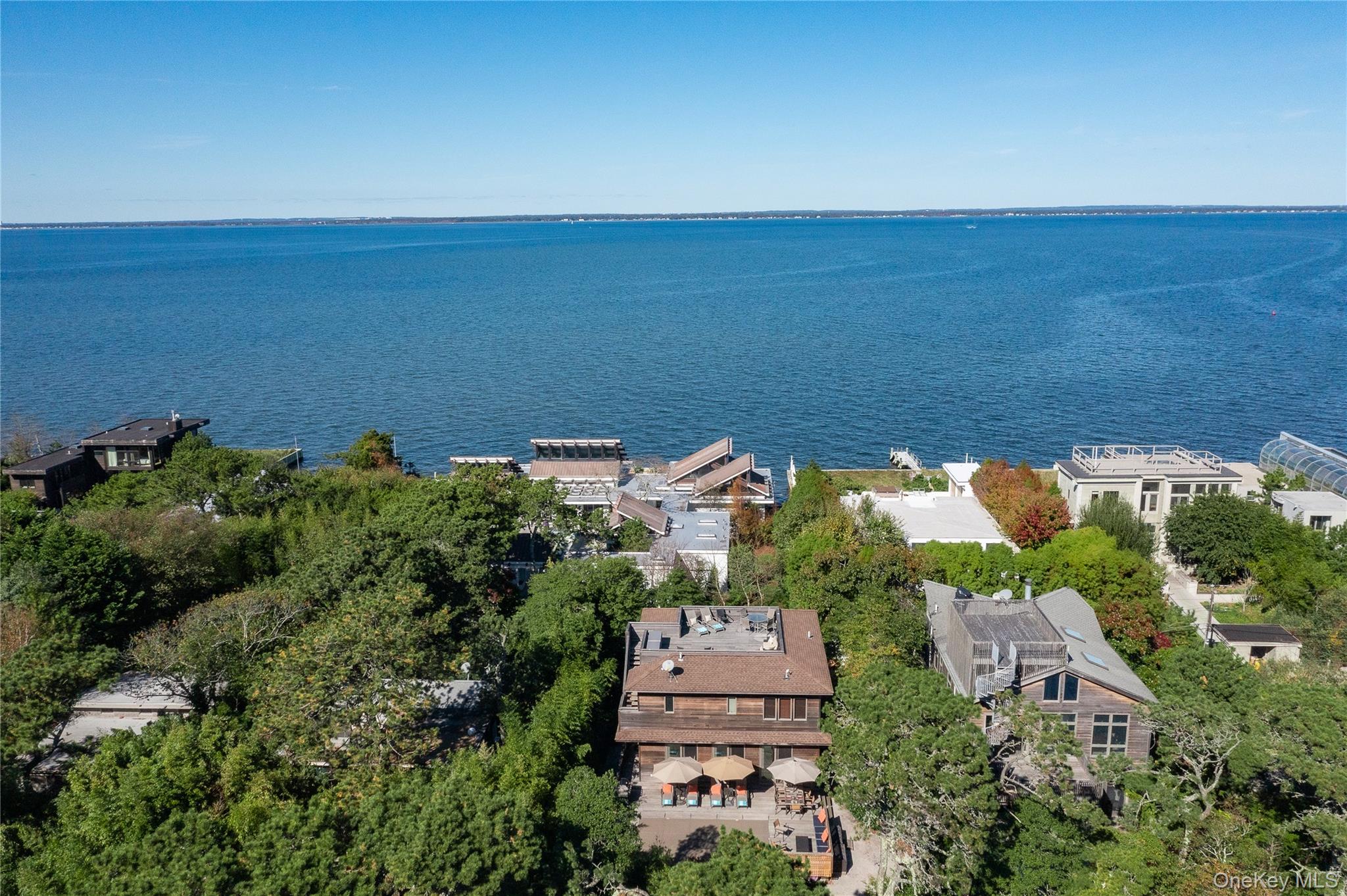 221 Bay Walk – For Sale photo 23