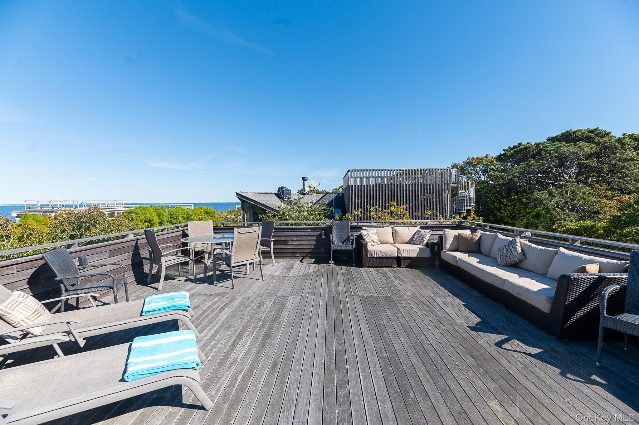 221 Bay Walk – For Sale photo 25