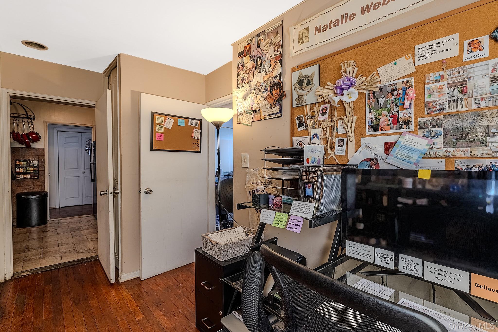 1275 E 51st Street, Unit 4L photo 9