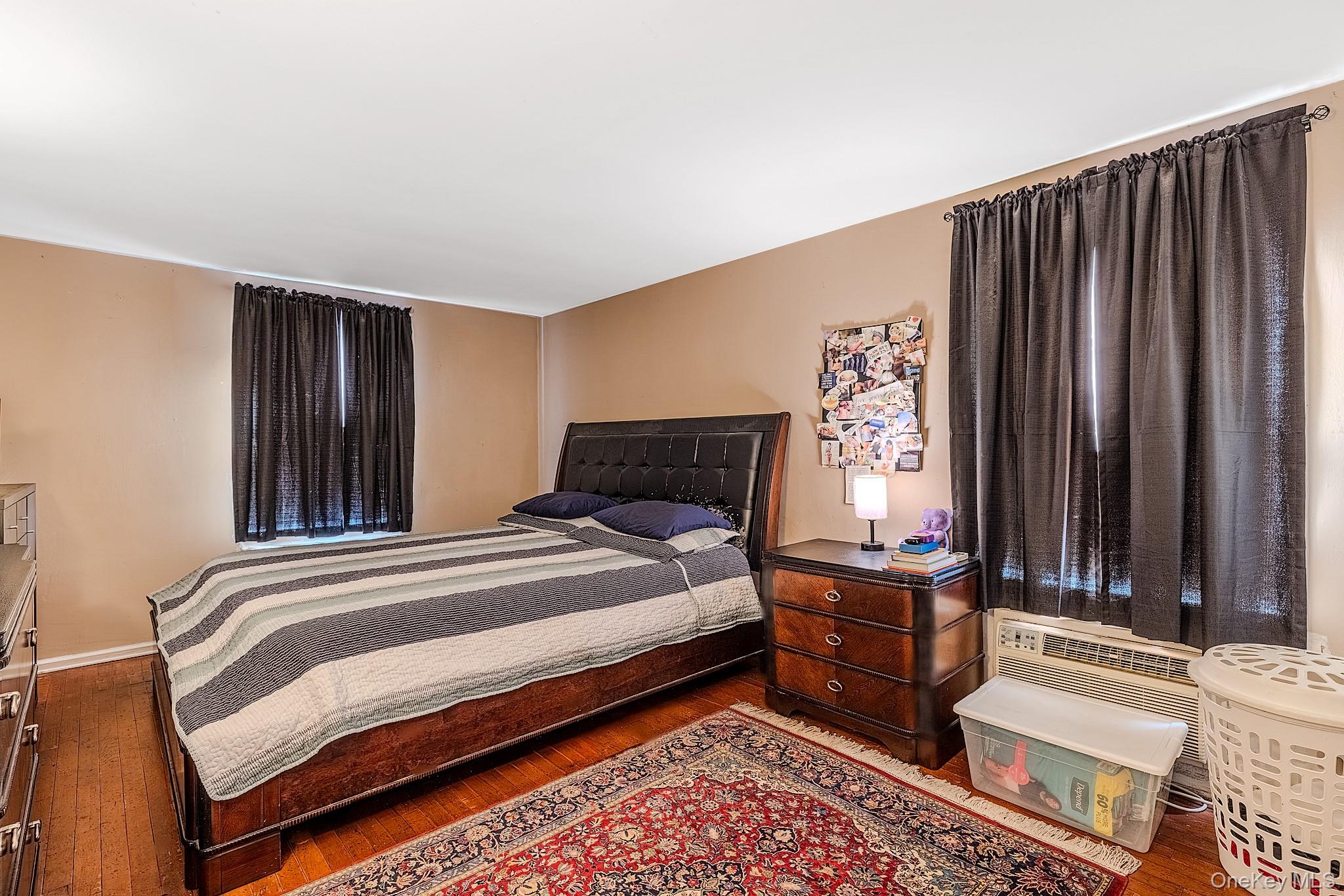 1275 E 51st Street, Unit 4L photo 10