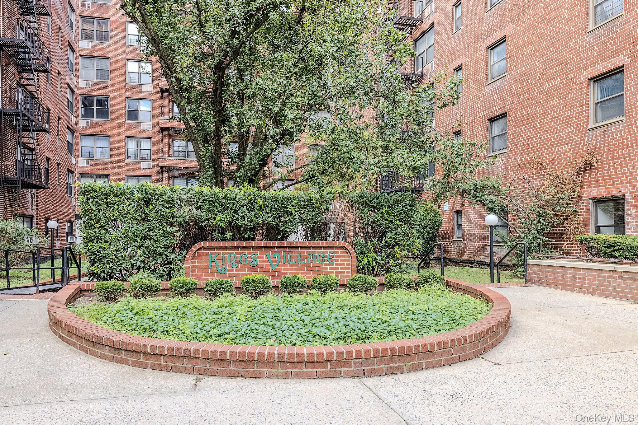 1275 E 51st Street, Unit 4L