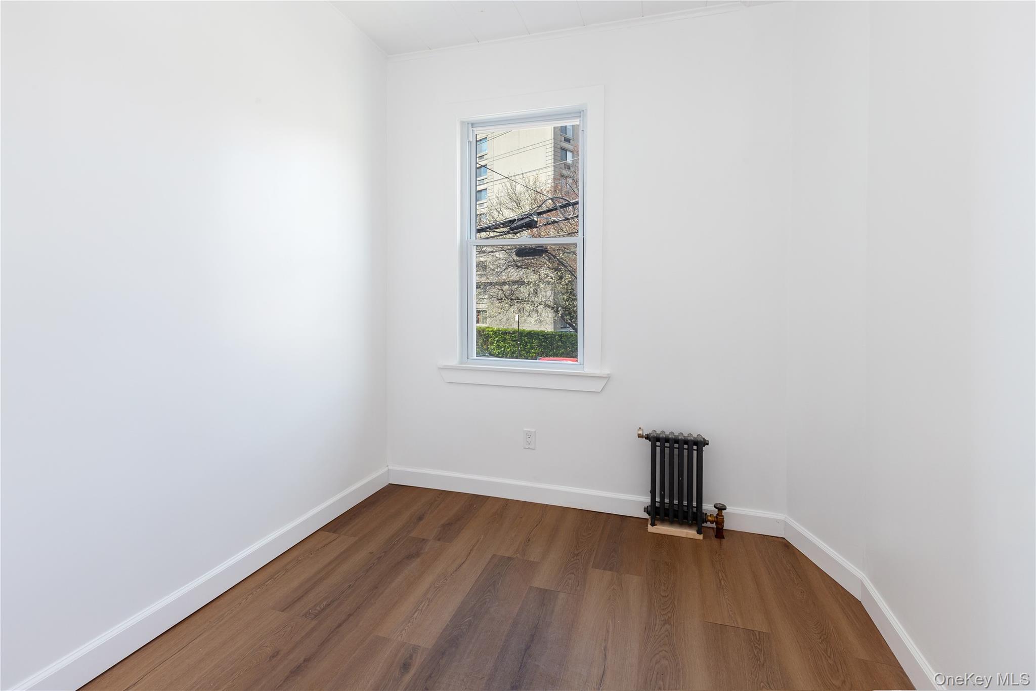 10030 Martense Avenue – For Sale photo 18