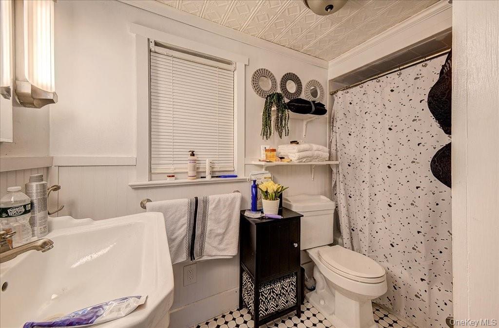 98 Pomona Rd – For Rent photo 18
