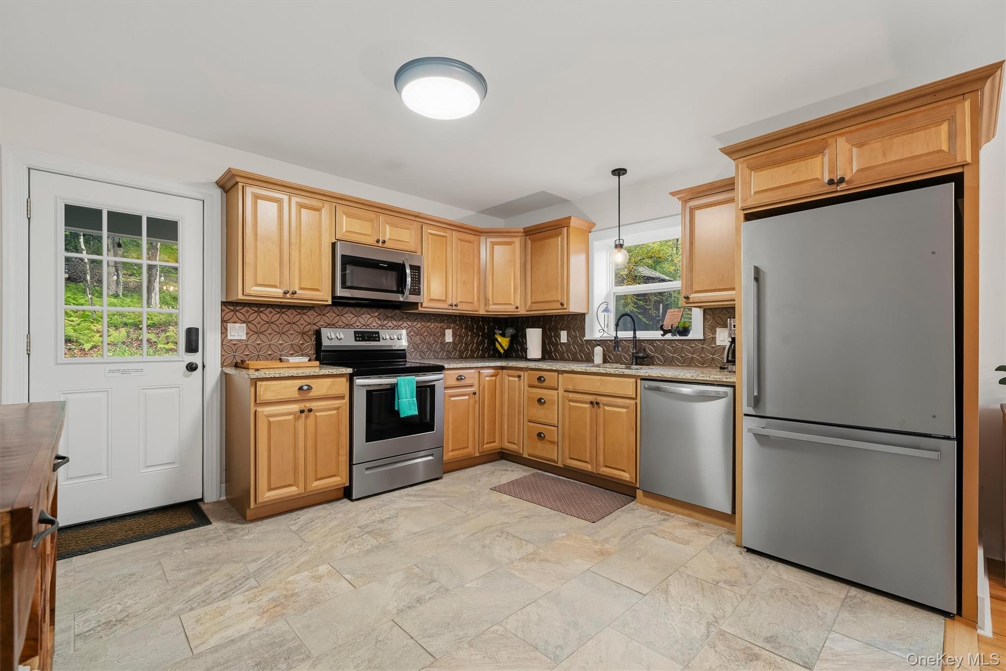 187 Gulf Road – For Sale photo 16