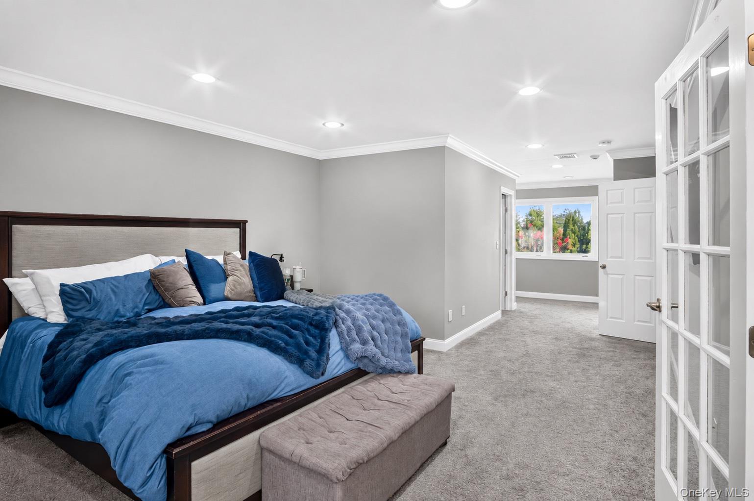 125 Pace Drive S – For Sale photo 2