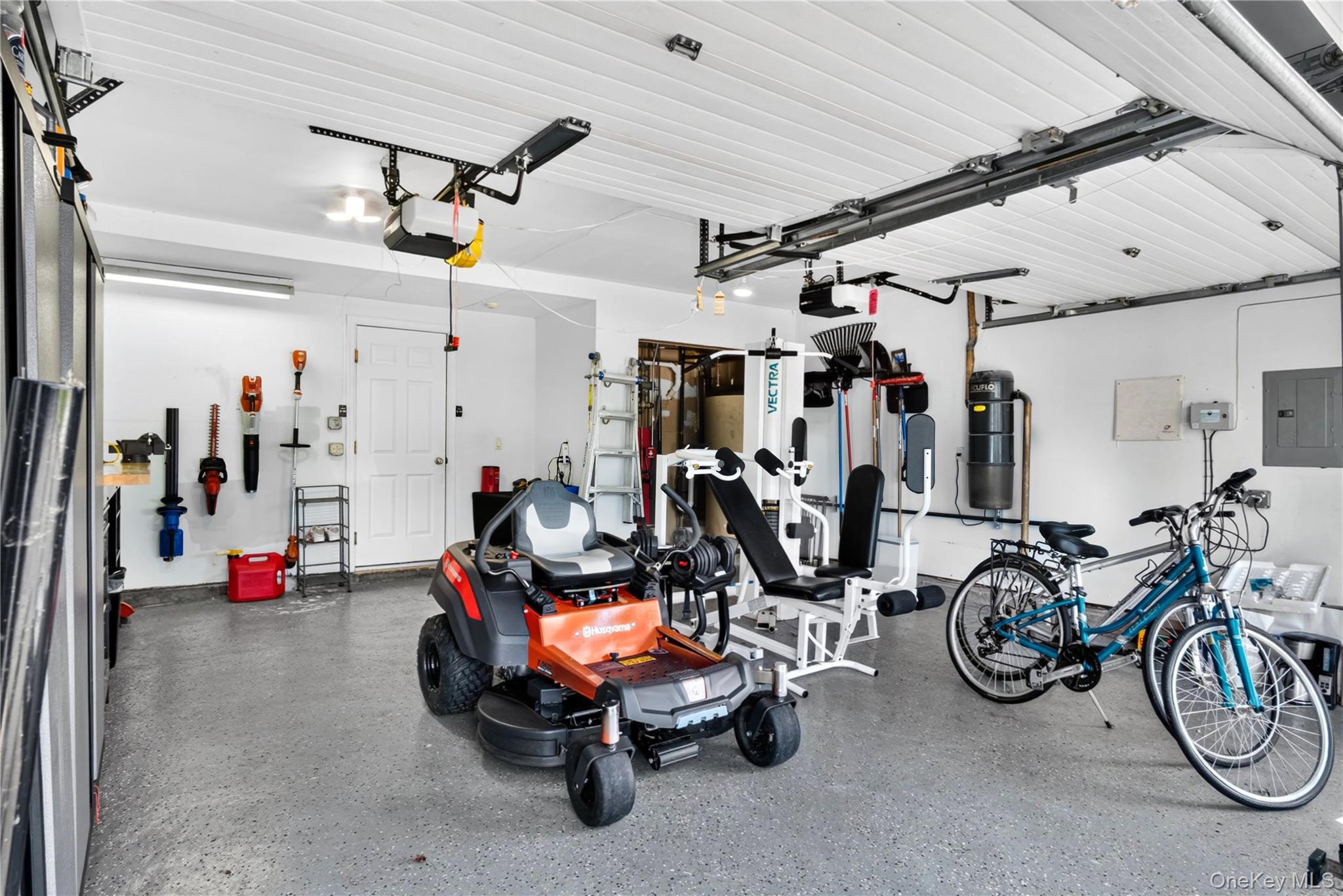 125 Pace Drive S – For Sale photo 30