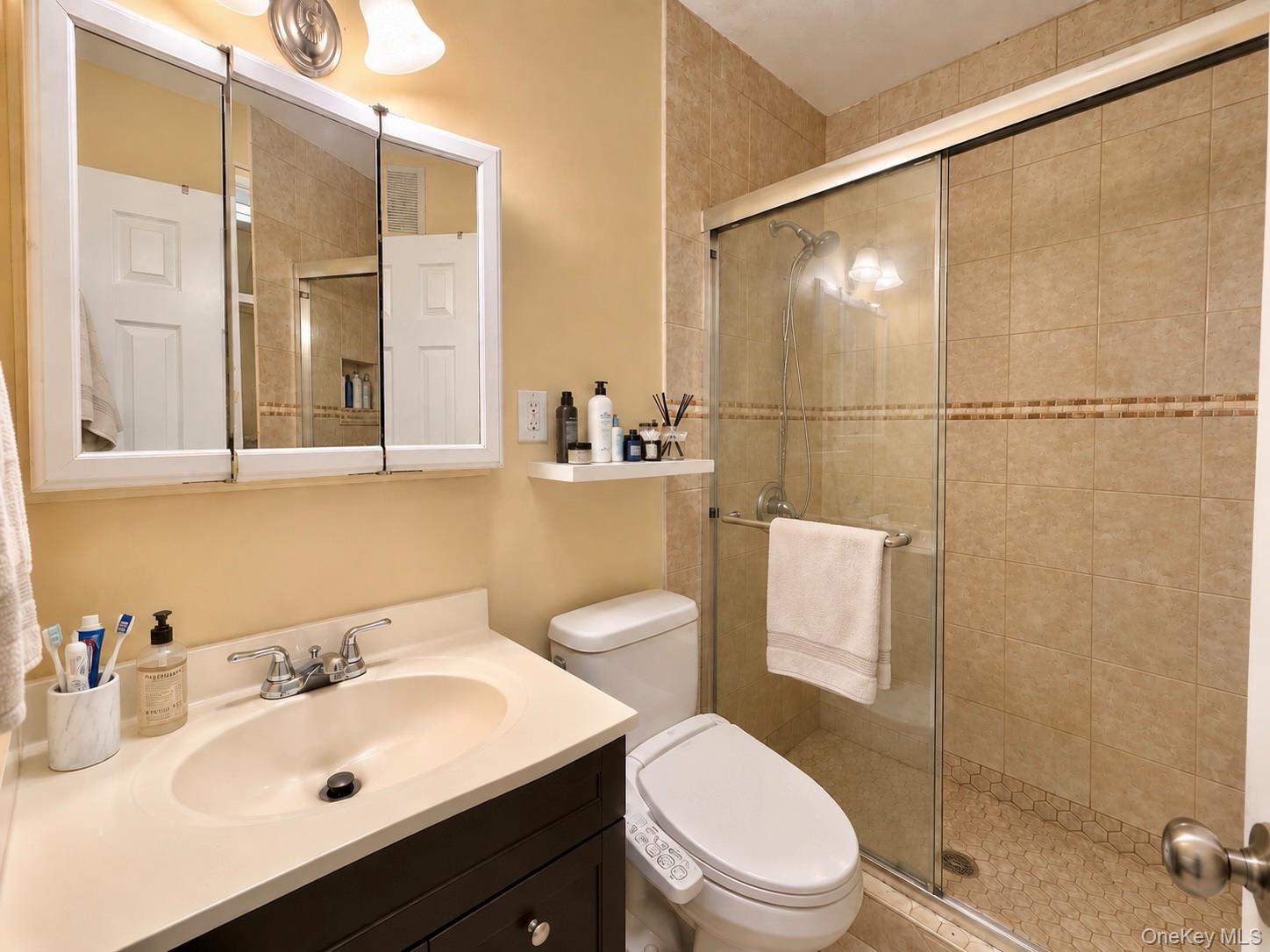 71-32 163rd Street, Unit 1 photo 9