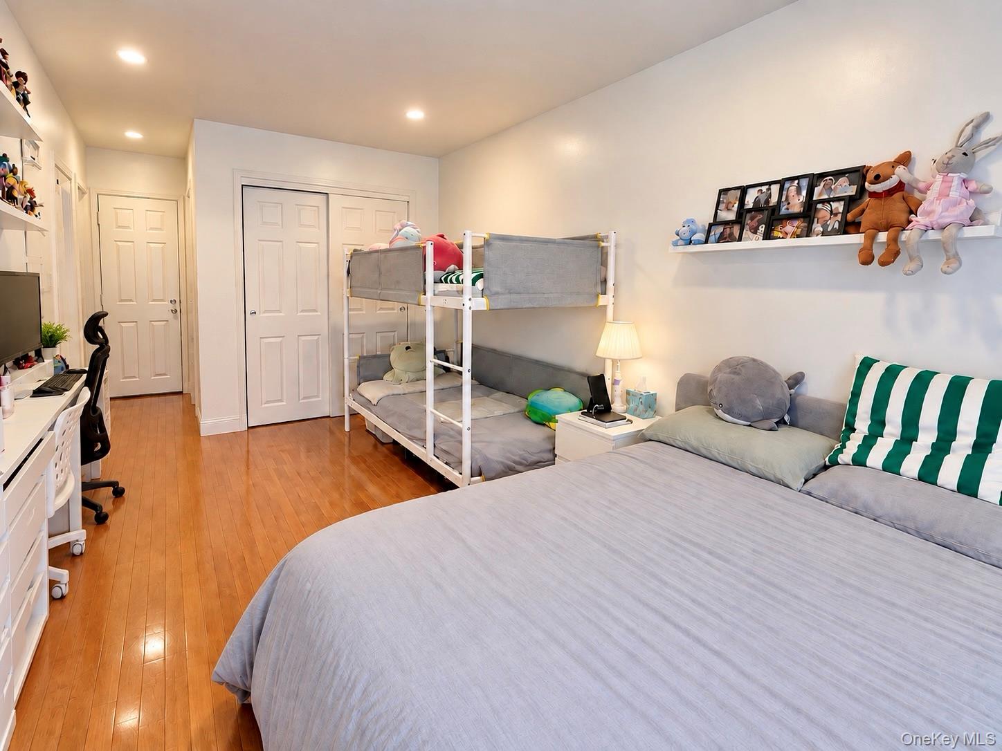 71-32 163rd Street, Unit 1 photo 3