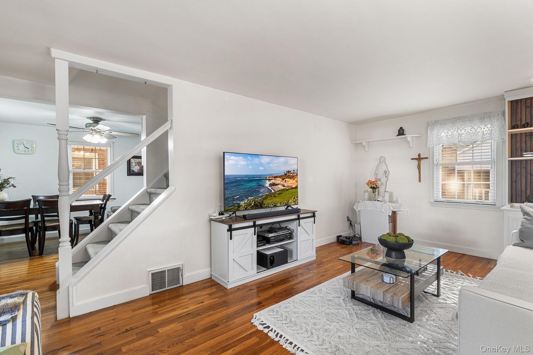 305 White Road – For Sale photo 5