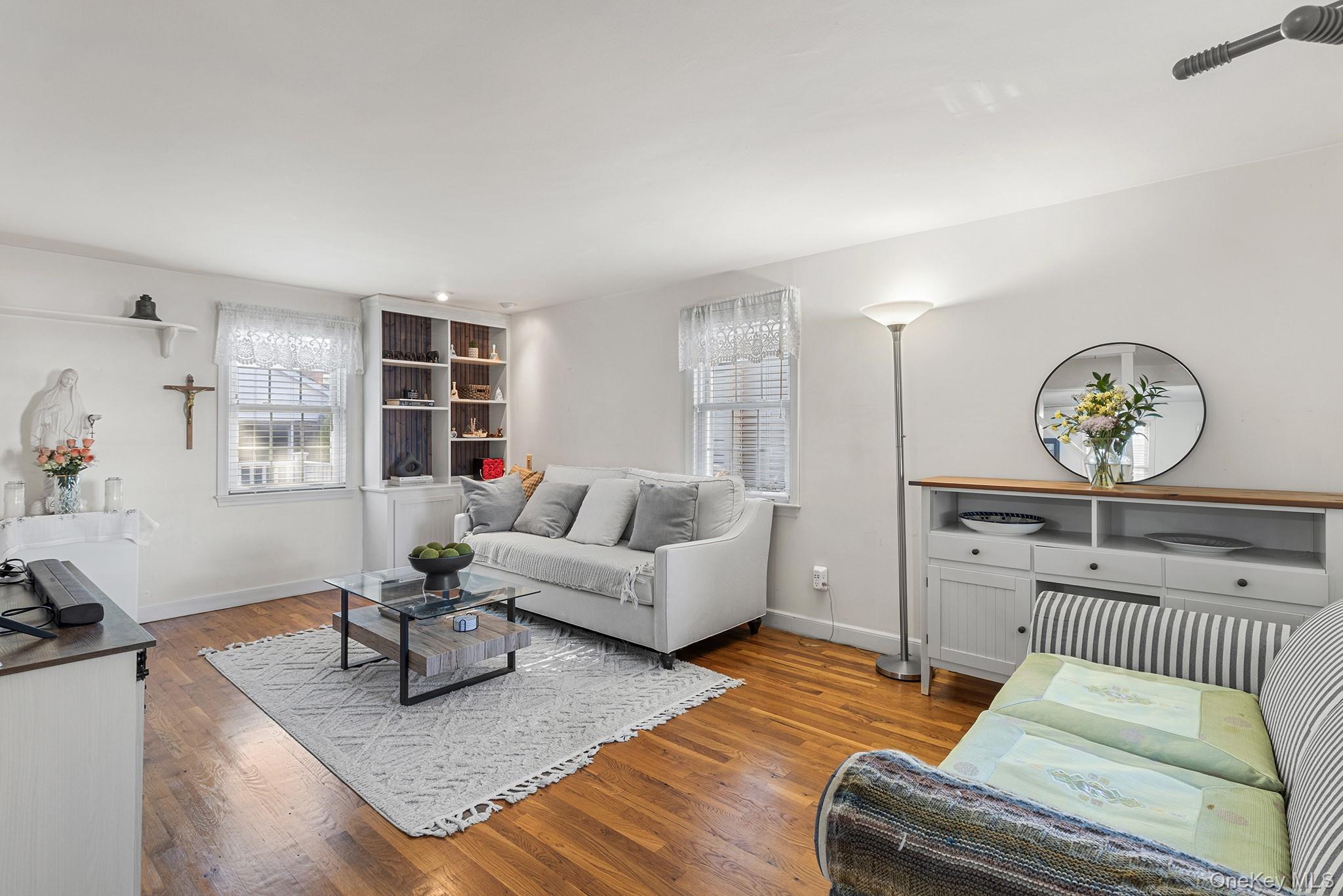 305 White Road – For Sale photo 3
