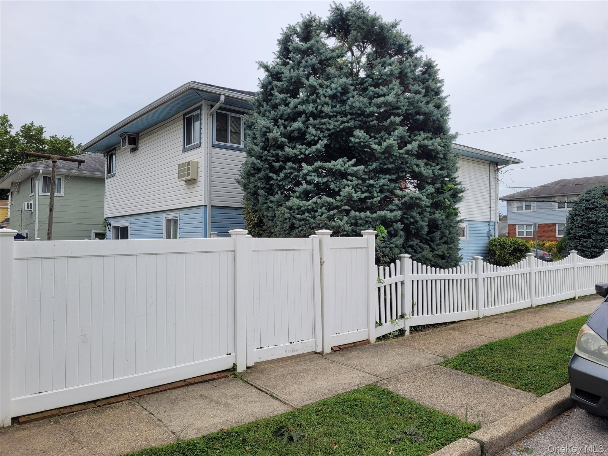 110 Crest Avenue – For Sale photo 6