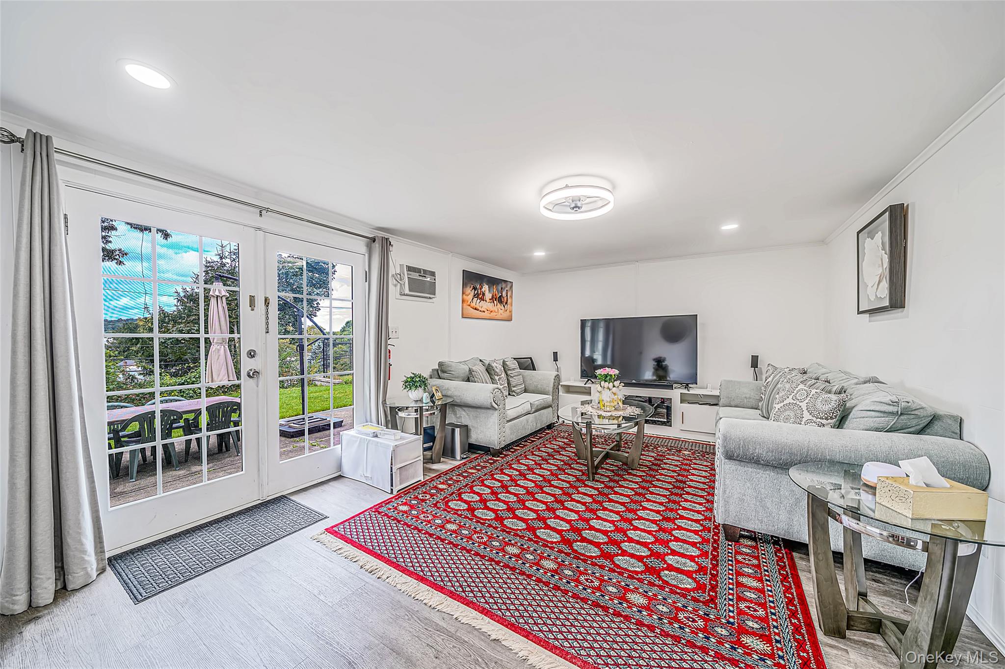 127 Iceland Drive – For Sale photo 25