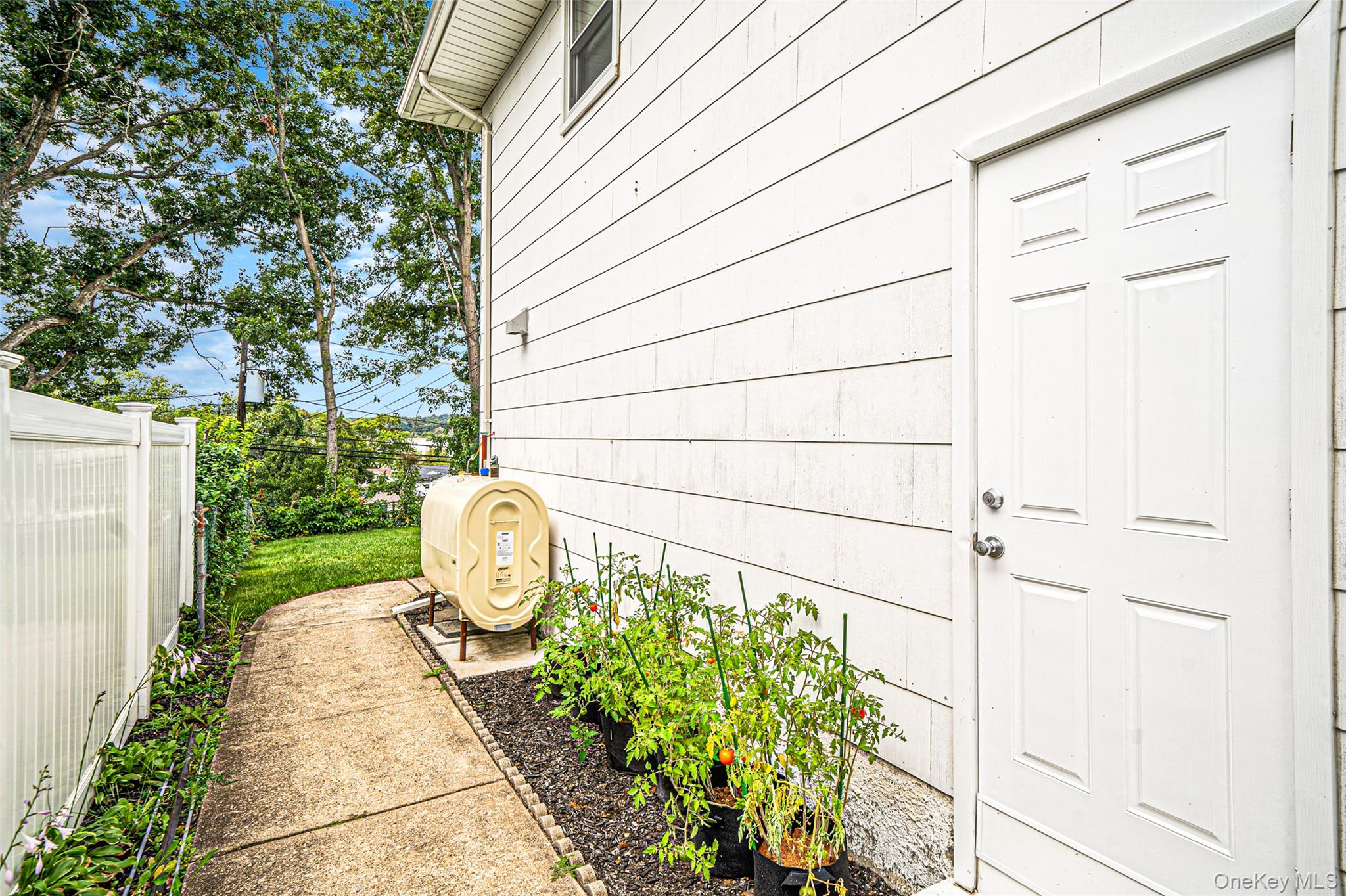 127 Iceland Drive – For Sale photo 42