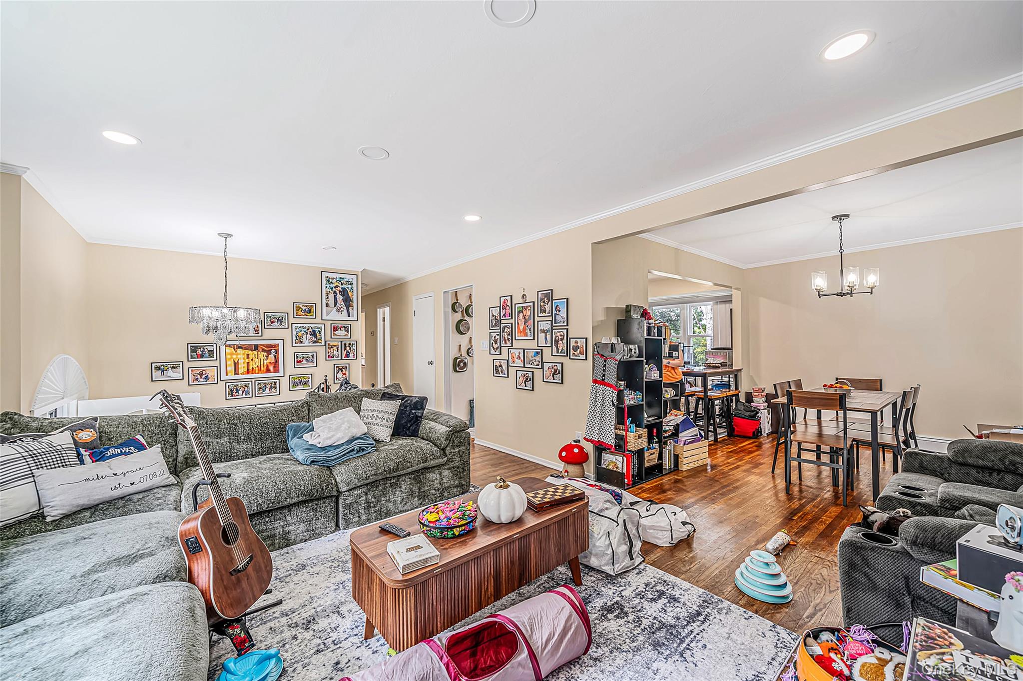 127 Iceland Drive – For Sale photo 8