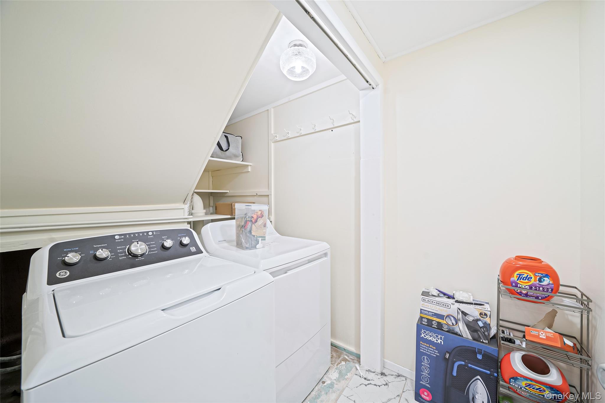 127 Iceland Drive – For Sale photo 41
