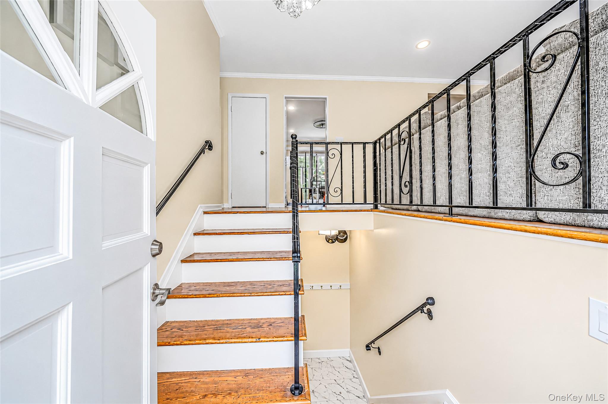 127 Iceland Drive – For Sale photo 4