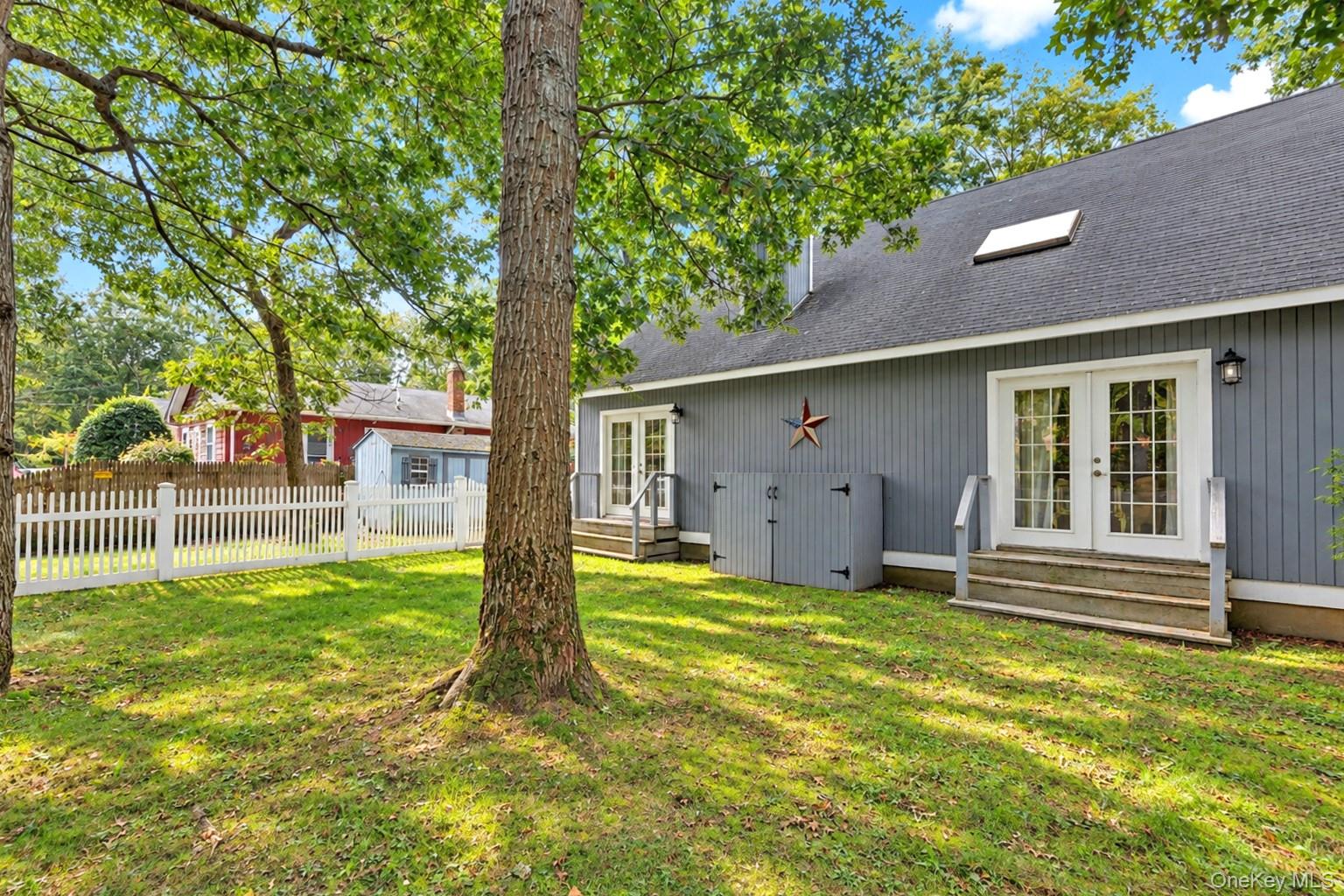 1 Hampton Street – For Sale photo 2