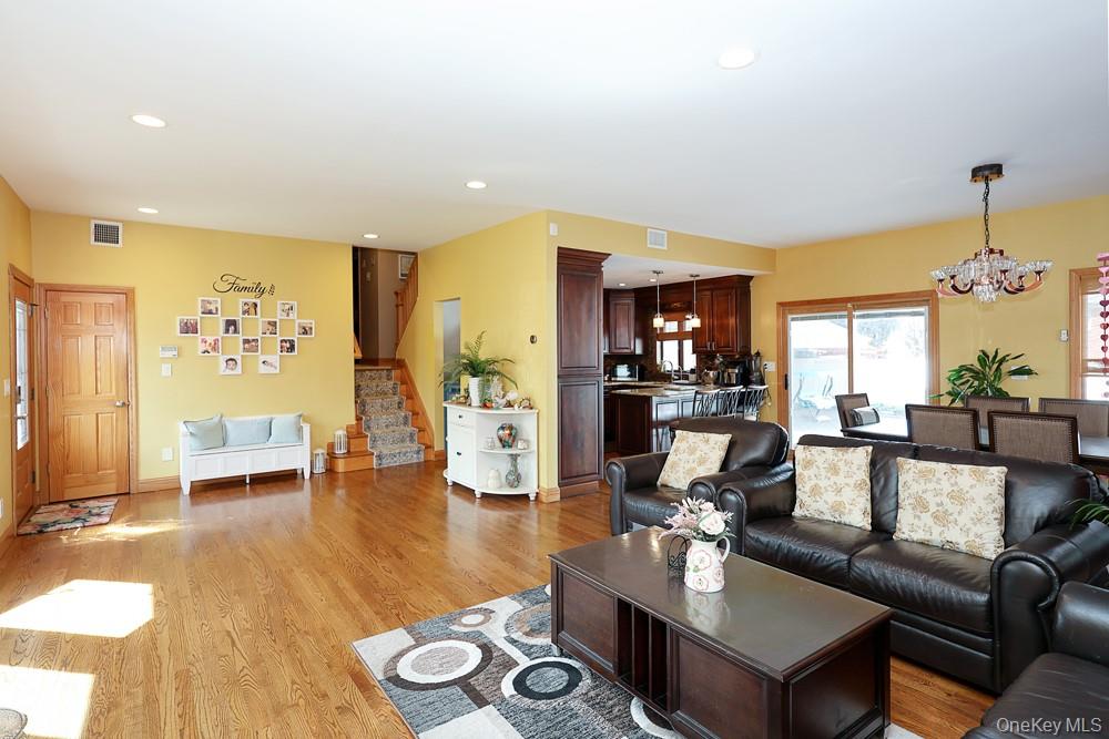 21 Kathleen E – For Sale photo 8