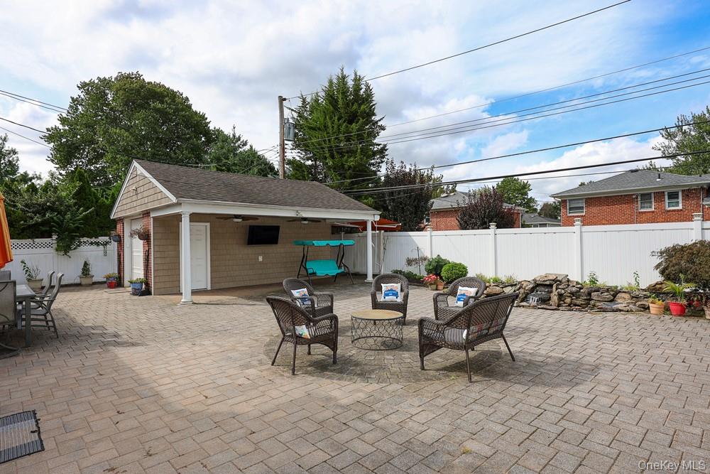 21 Kathleen E – For Sale photo 34