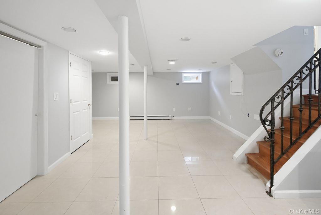 1072 Hicksville Road – For Sale photo 20