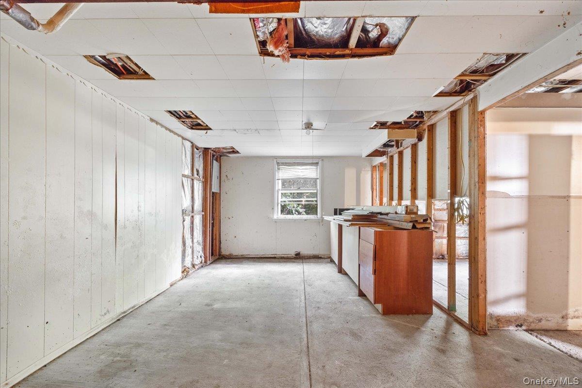 536 Lake Shore Drive – For Sale photo 22
