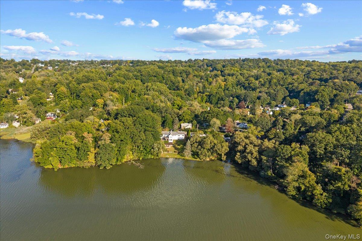 536 Lake Shore Drive – For Sale photo 33