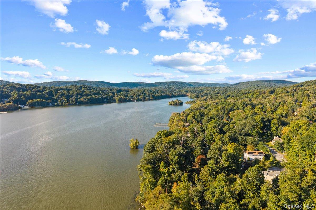 536 Lake Shore Drive – For Sale photo 34
