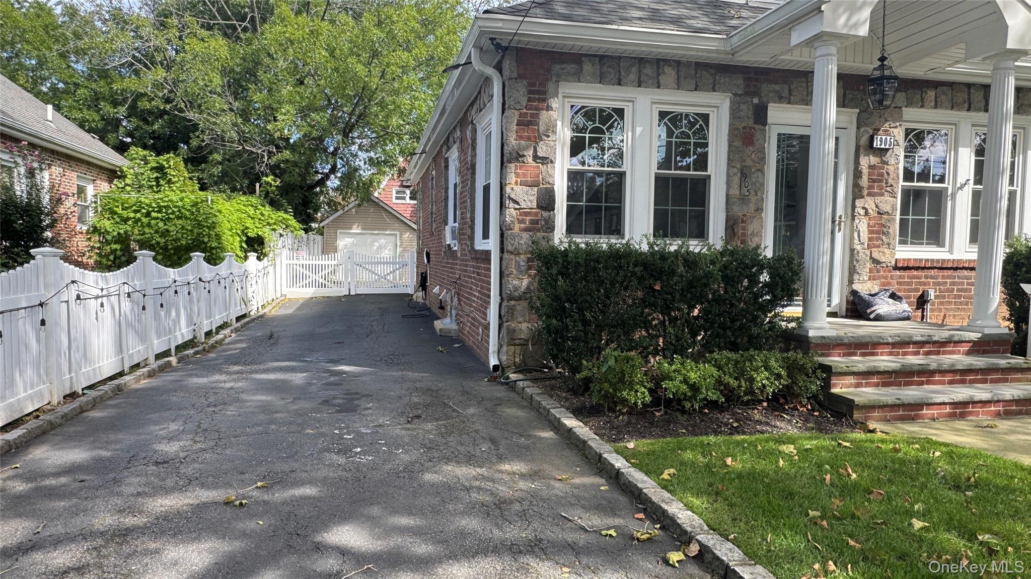 1905 Bryant Place – For Sale photo 9