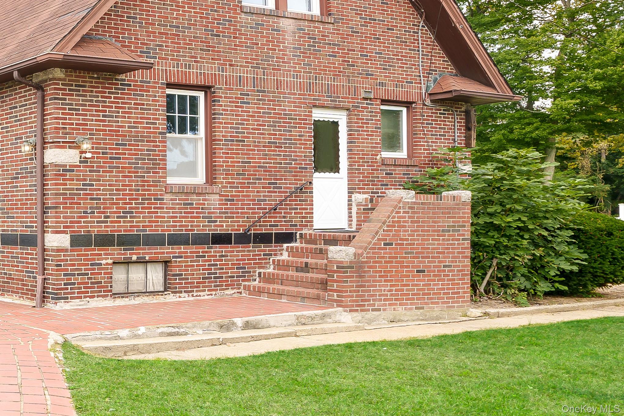 2320 Woodland Avenue – For Sale photo 7