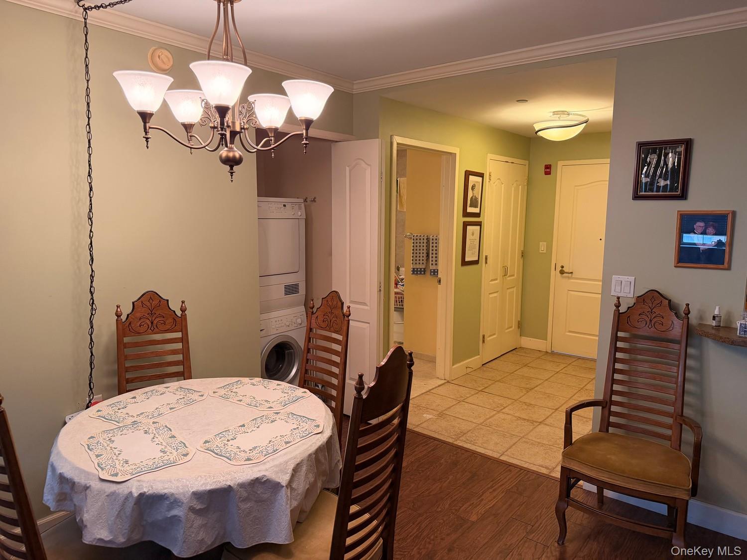 50 Merrick Avenue, Unit 405 photo 6