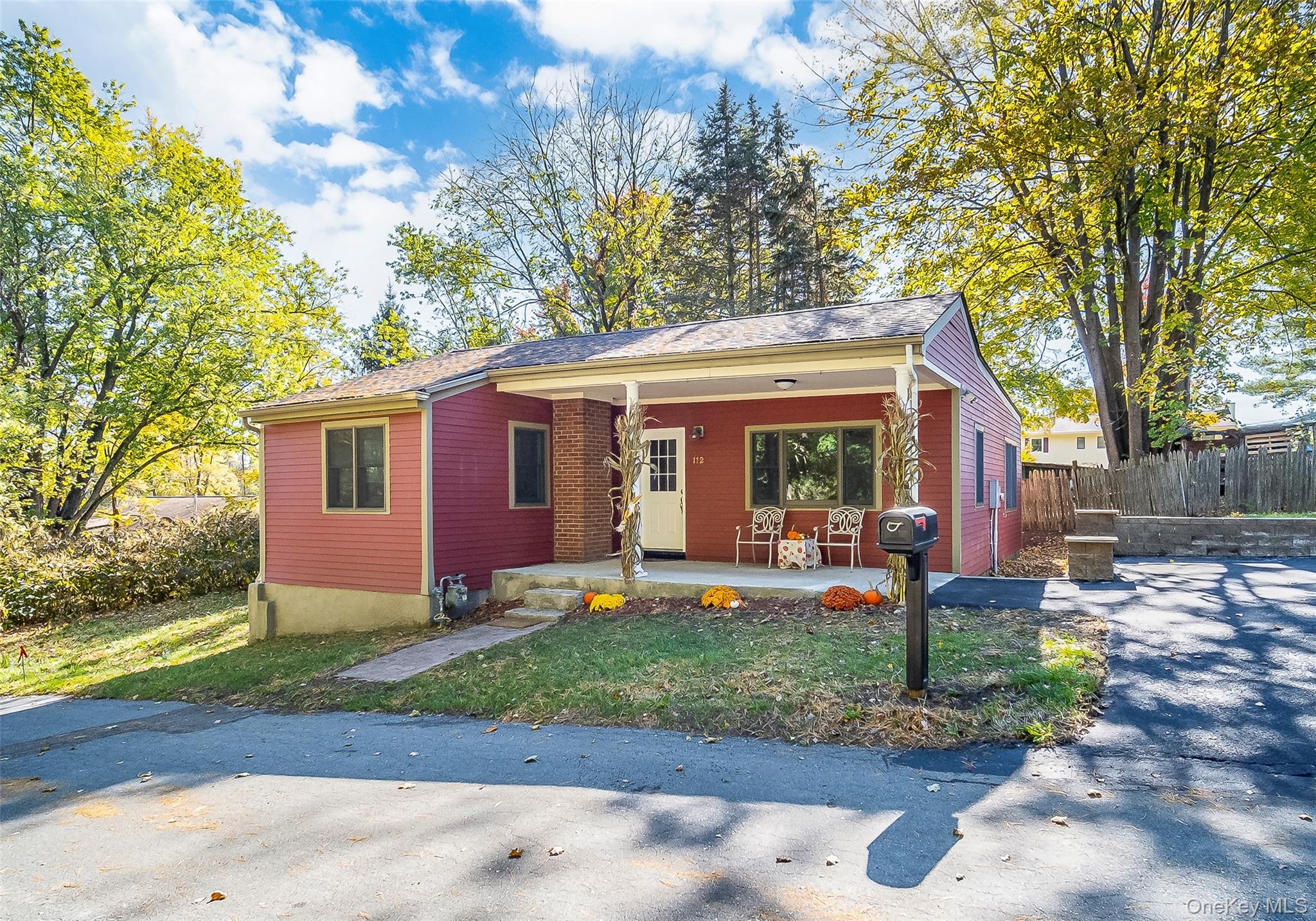 112 Houston Street – For Sale