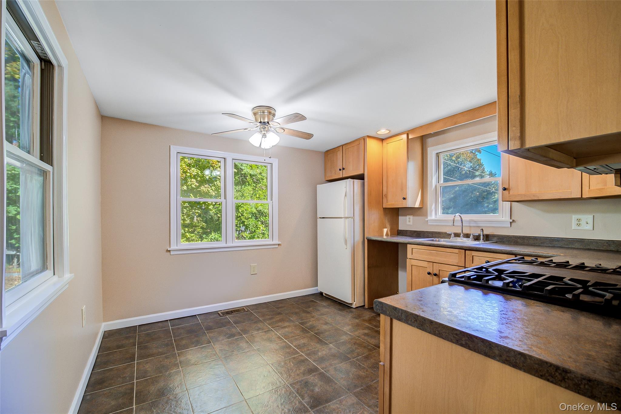 112 Houston Street – For Sale photo 5