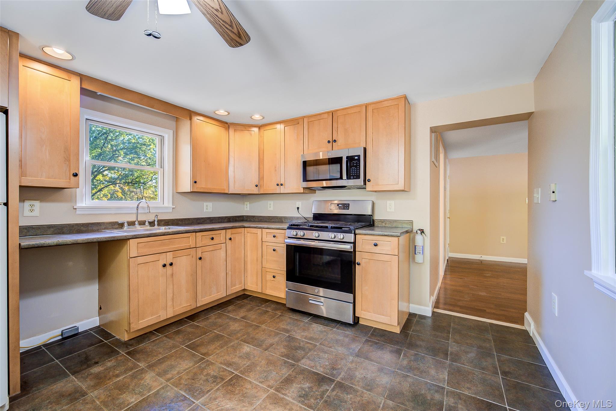 112 Houston Street – For Sale photo 8