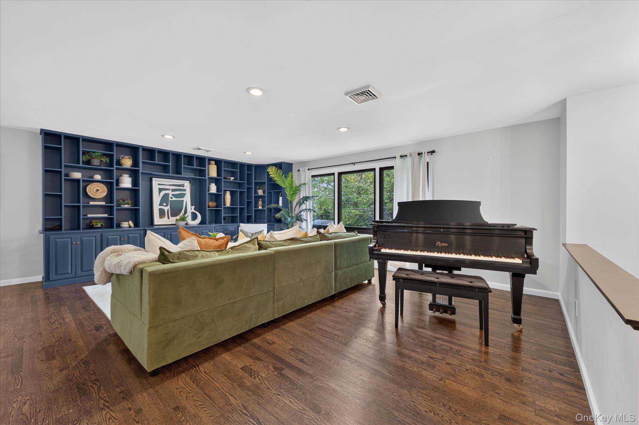 221 Highland Avenue – For Sale photo 10