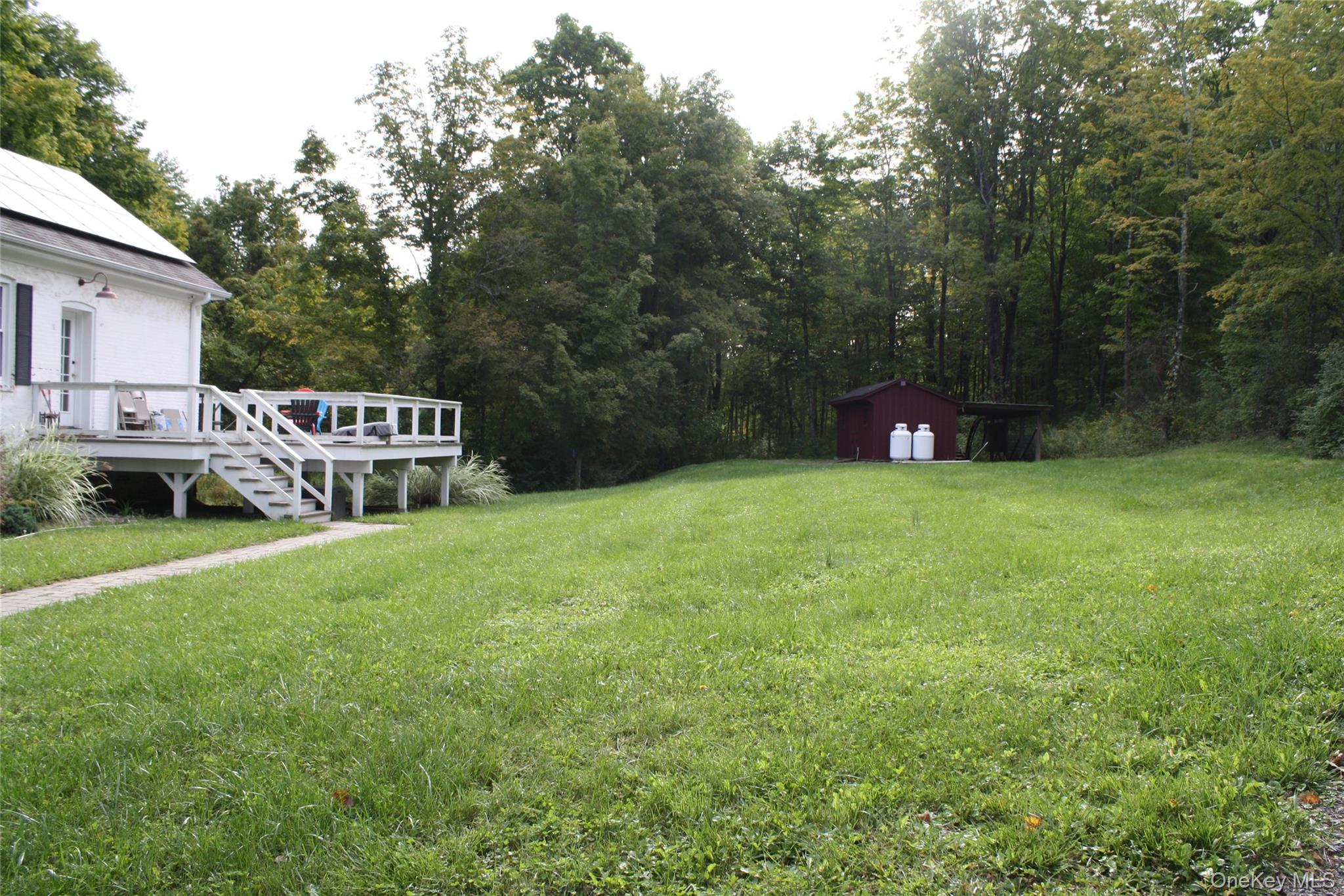 18 Bushwick Road – For Sale photo 33