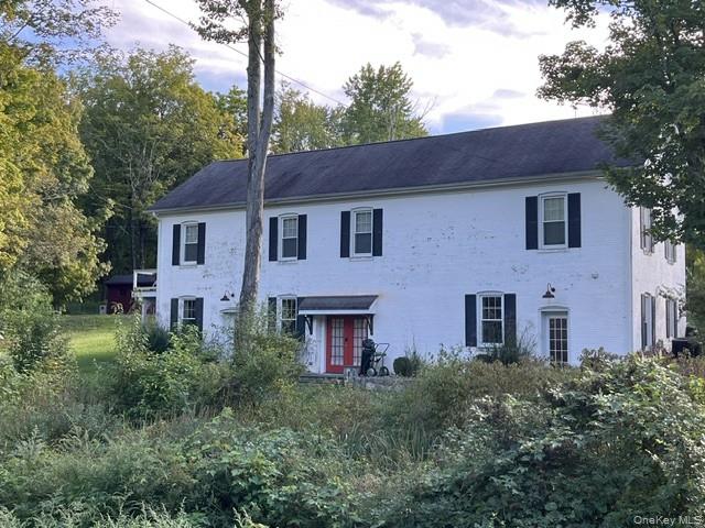 18 Bushwick Road – For Sale photo 2