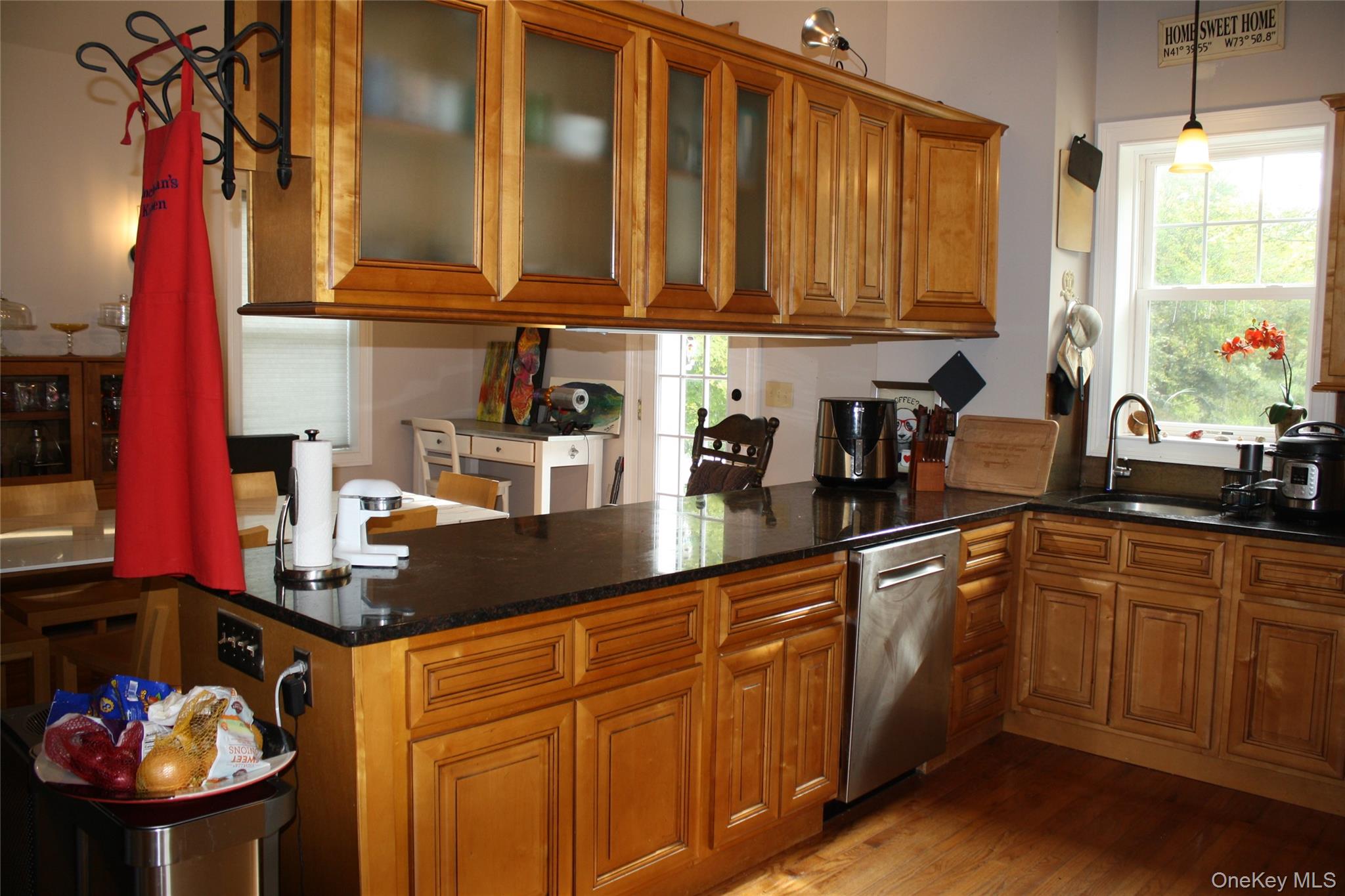 18 Bushwick Road – For Sale photo 5