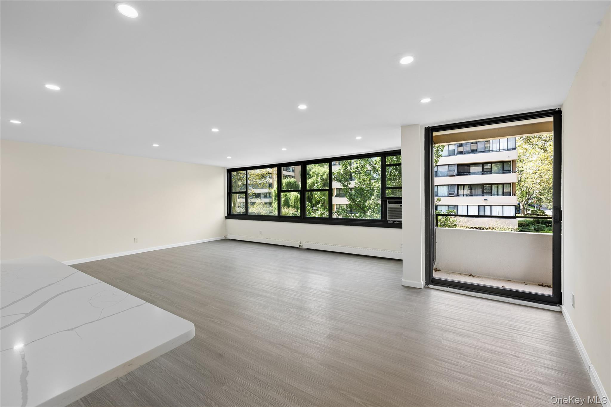 166-26 Powells Cove Boulevard, Unit 3D photo 11