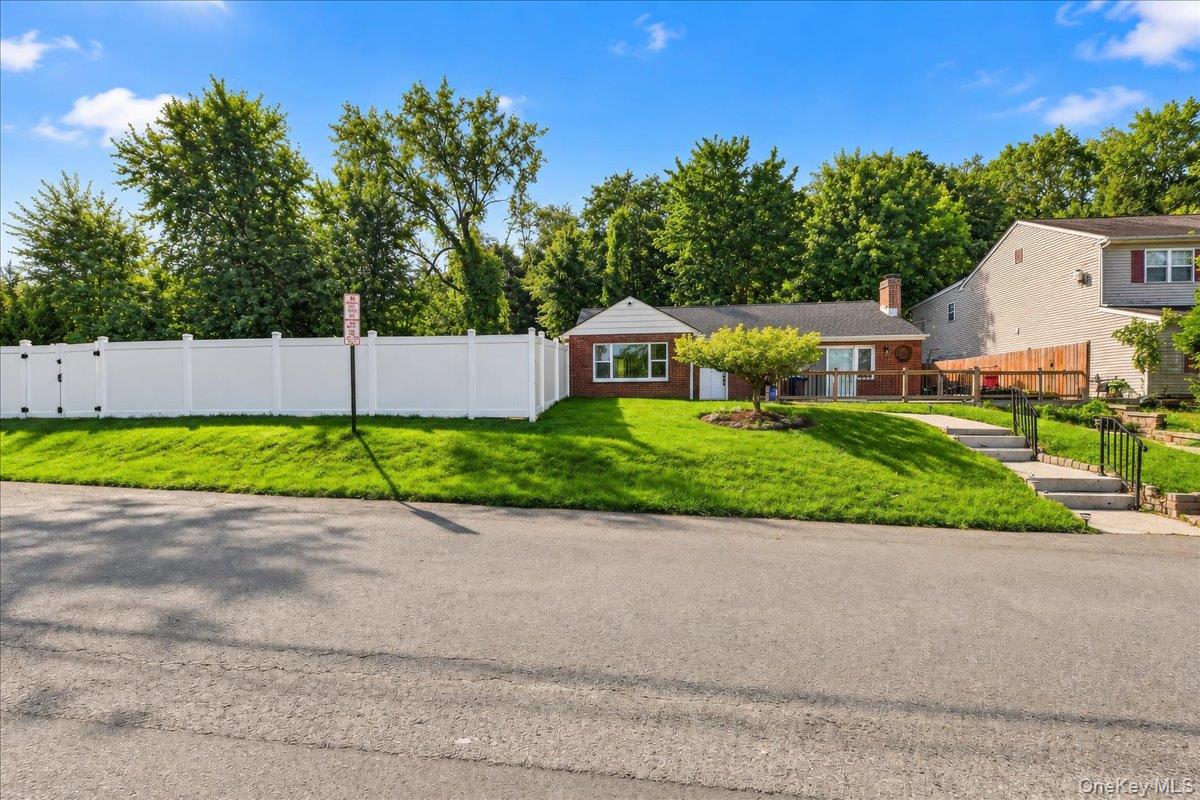 19 Cottage Avenue – For Sale photo 2