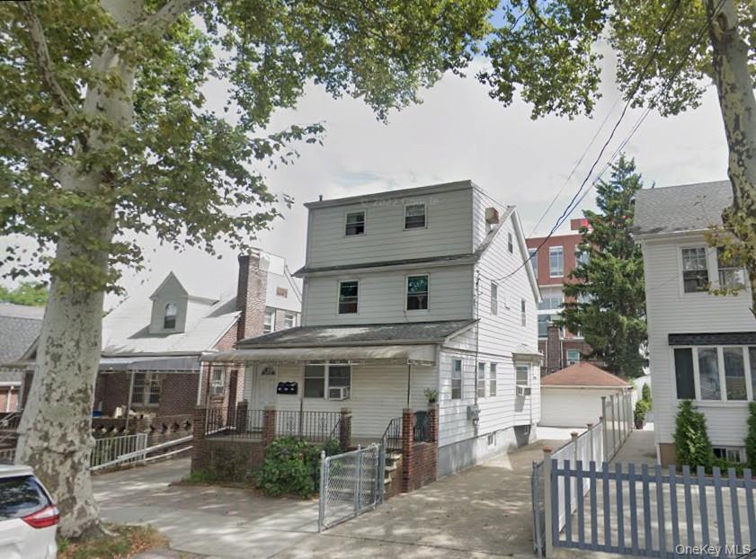 5633 138th Street, Unit 2