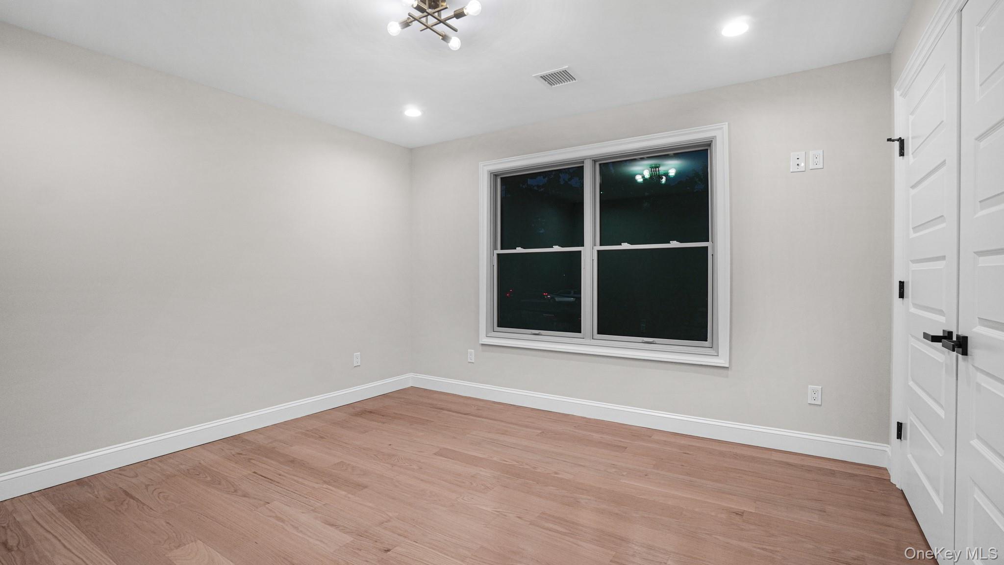 940 Southern Drive – For Sale photo 29