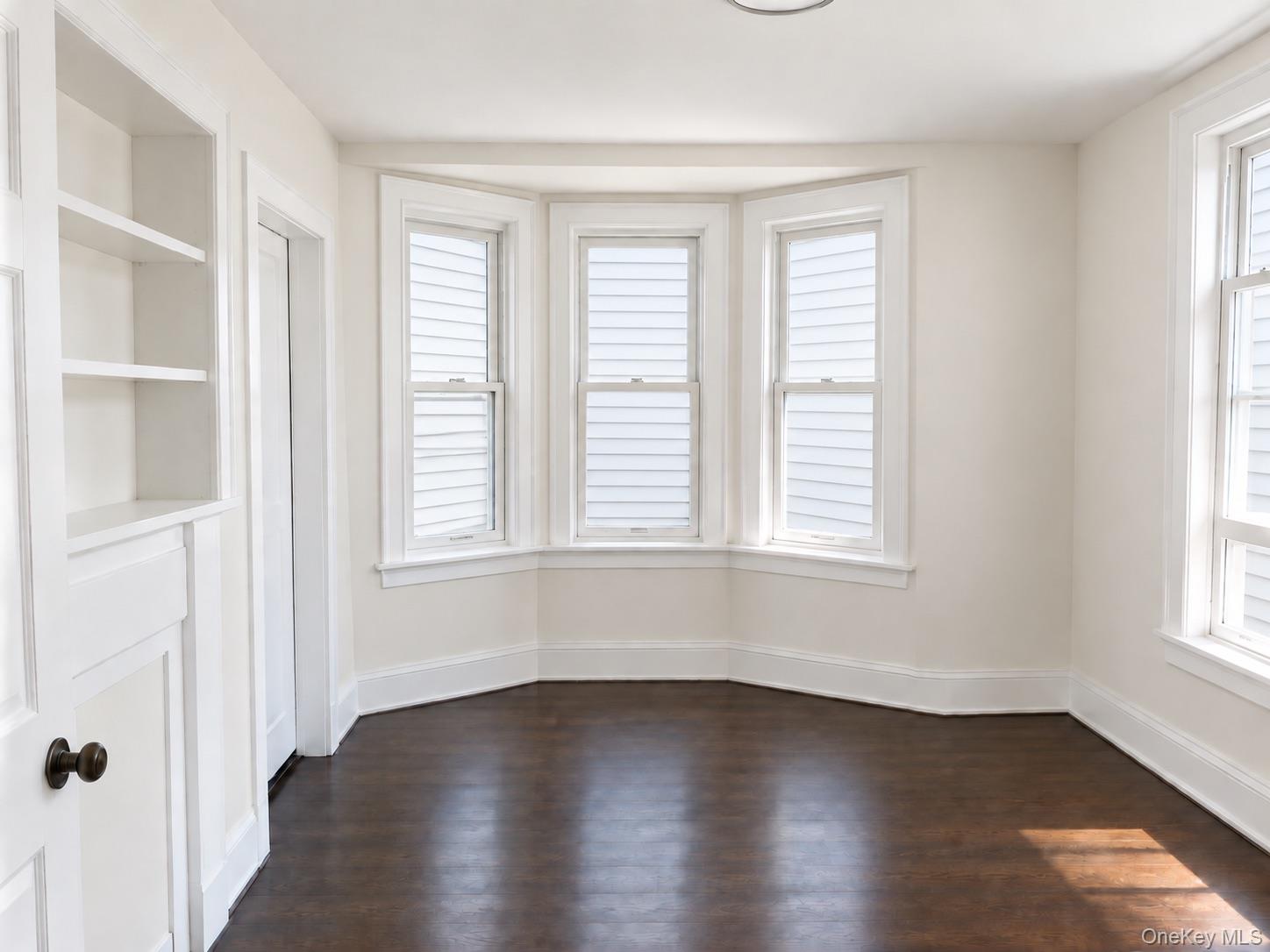 169 Beekman Avenue – For Rent