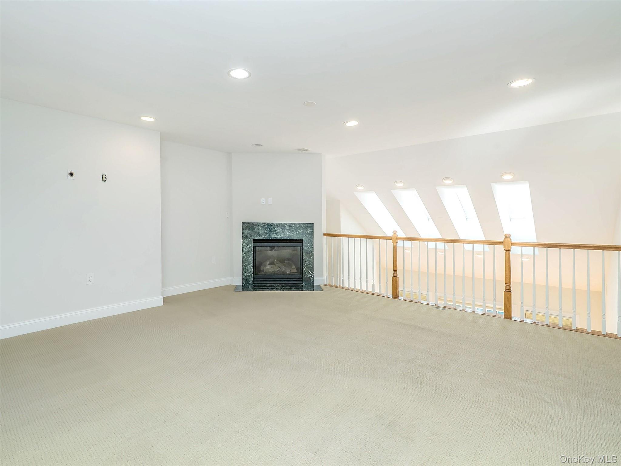 194 Pond View Drive, Unit 387 photo 30