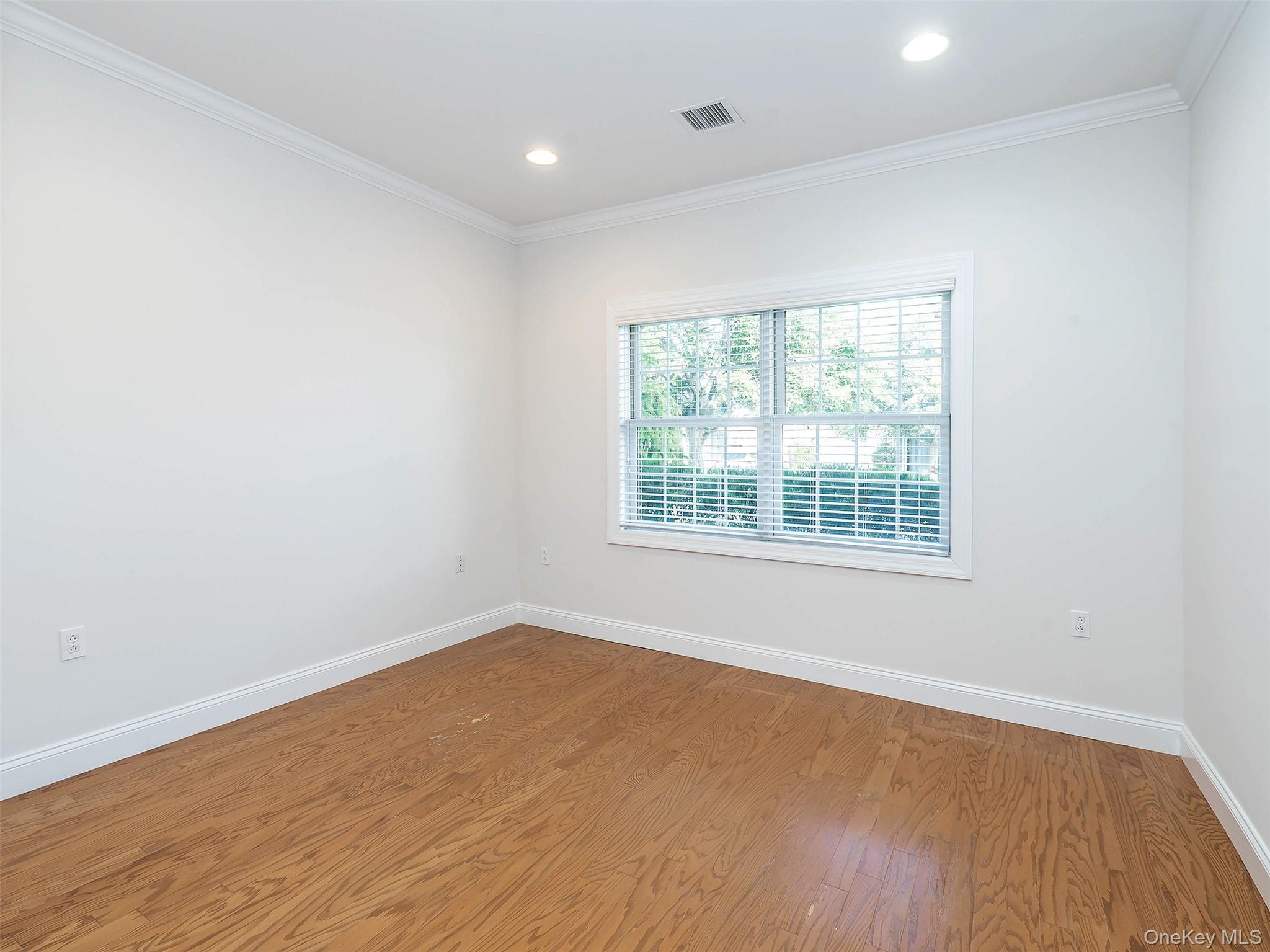 194 Pond View Drive, Unit 387 photo 21