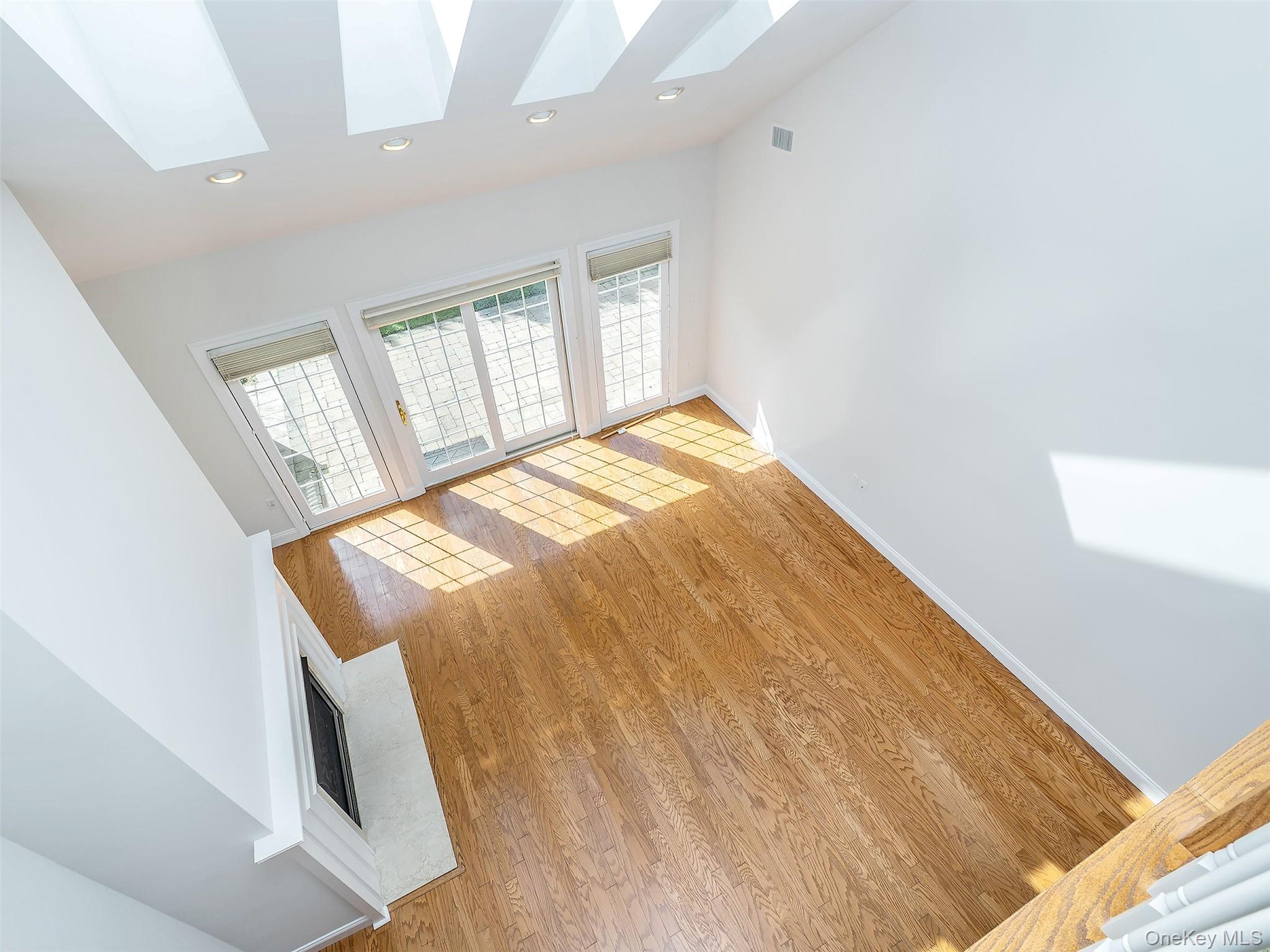 194 Pond View Drive, Unit 387 photo 29