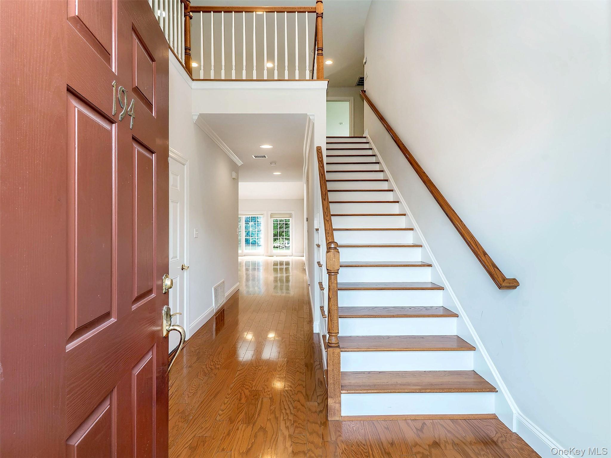 194 Pond View Drive, Unit 387 photo 8