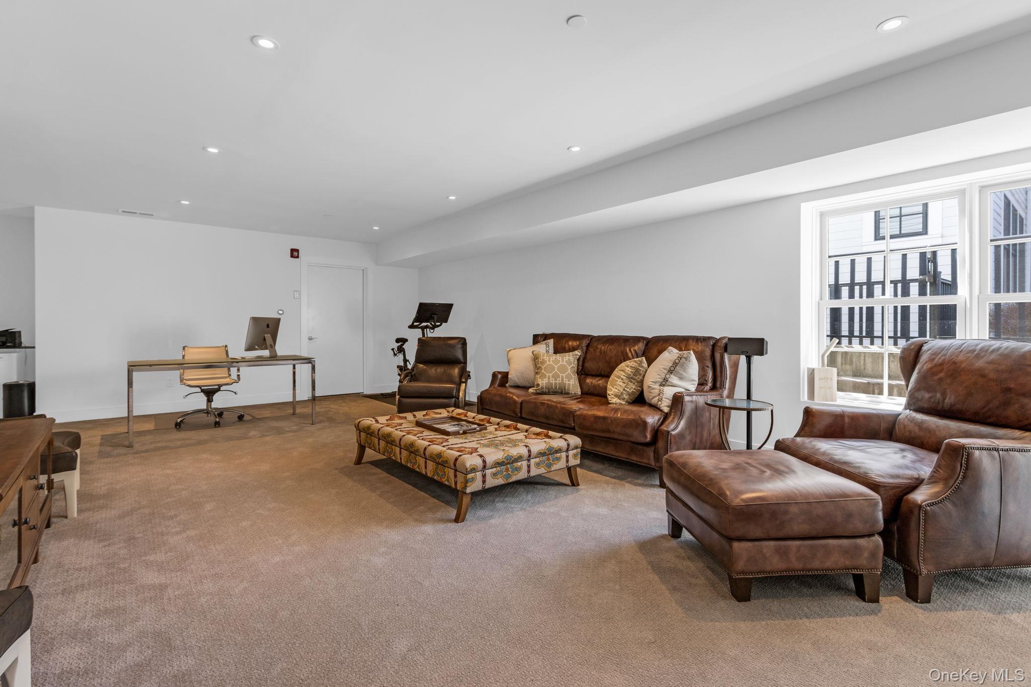 15 Honeysuckle Lane – For Sale photo 31