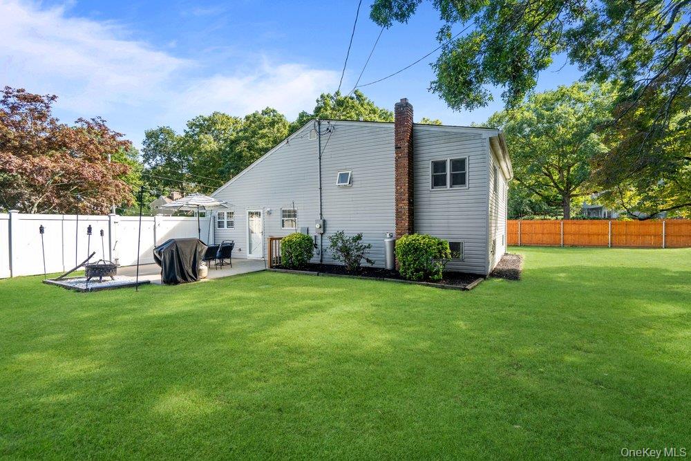 22 Half Moon Pond Road – For Sale photo 42